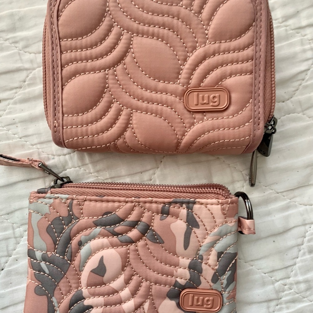 Lug bundle: NWOT blush pink splits wallet & NWOT camo rose metro ID pouch/wallet